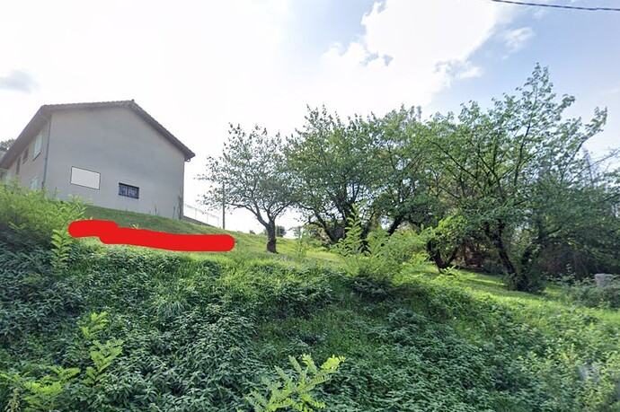 Situation bas du terrain